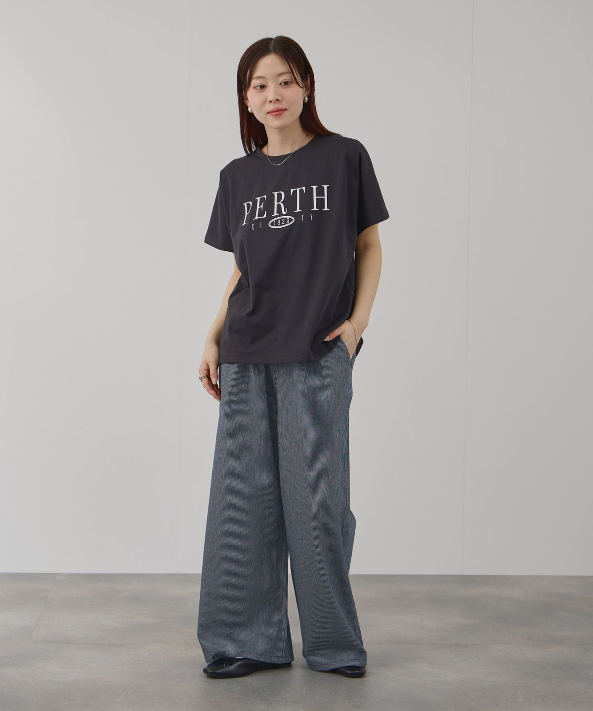 NAVY 毎日はきたくなるデニム「マイデニ」 シャンブレーダブルタックワイドパンツ レディース