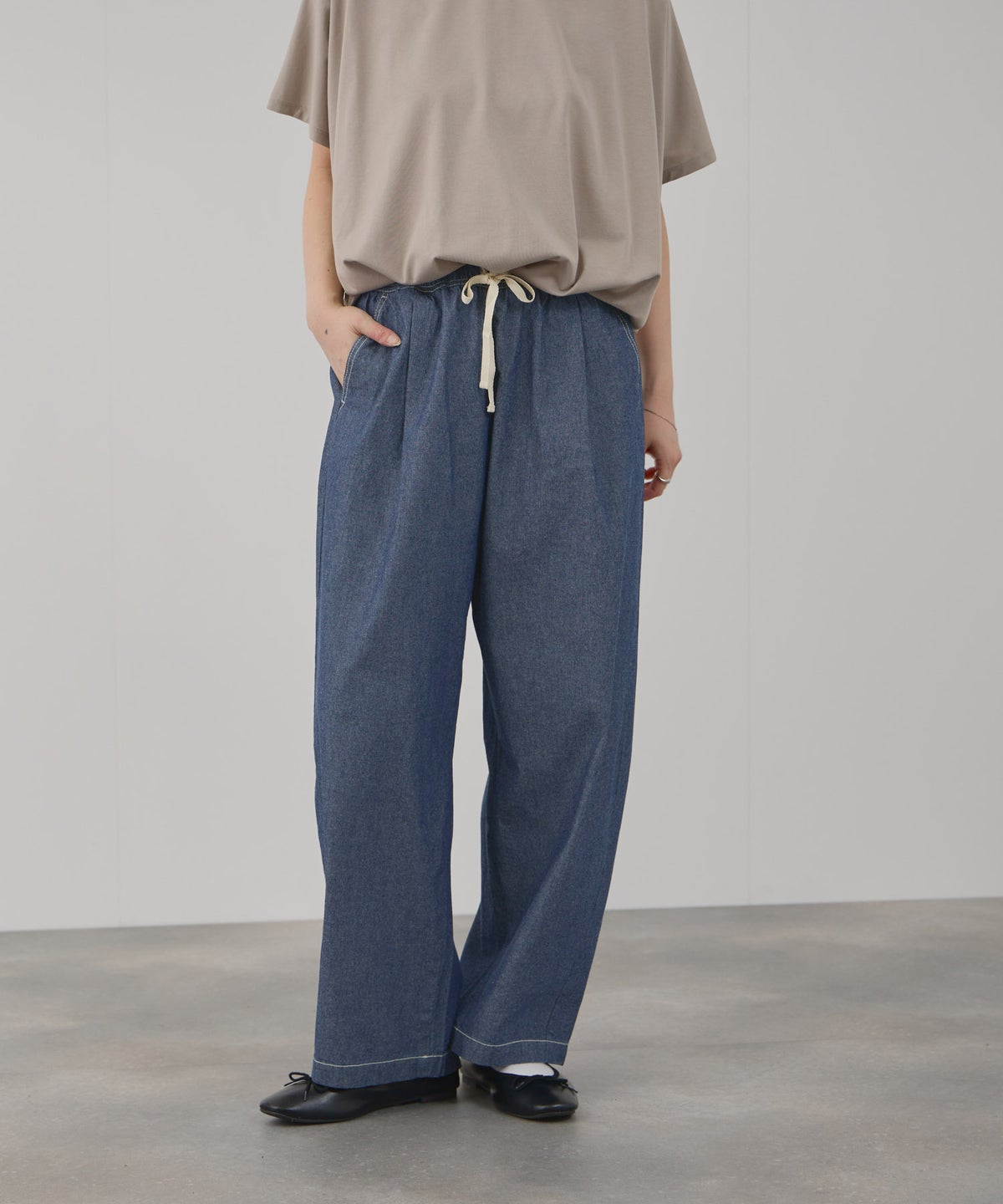 NAVY 毎日はきたくなるデニム「マイデニ」 シャンブレーカーブパンツ レディース