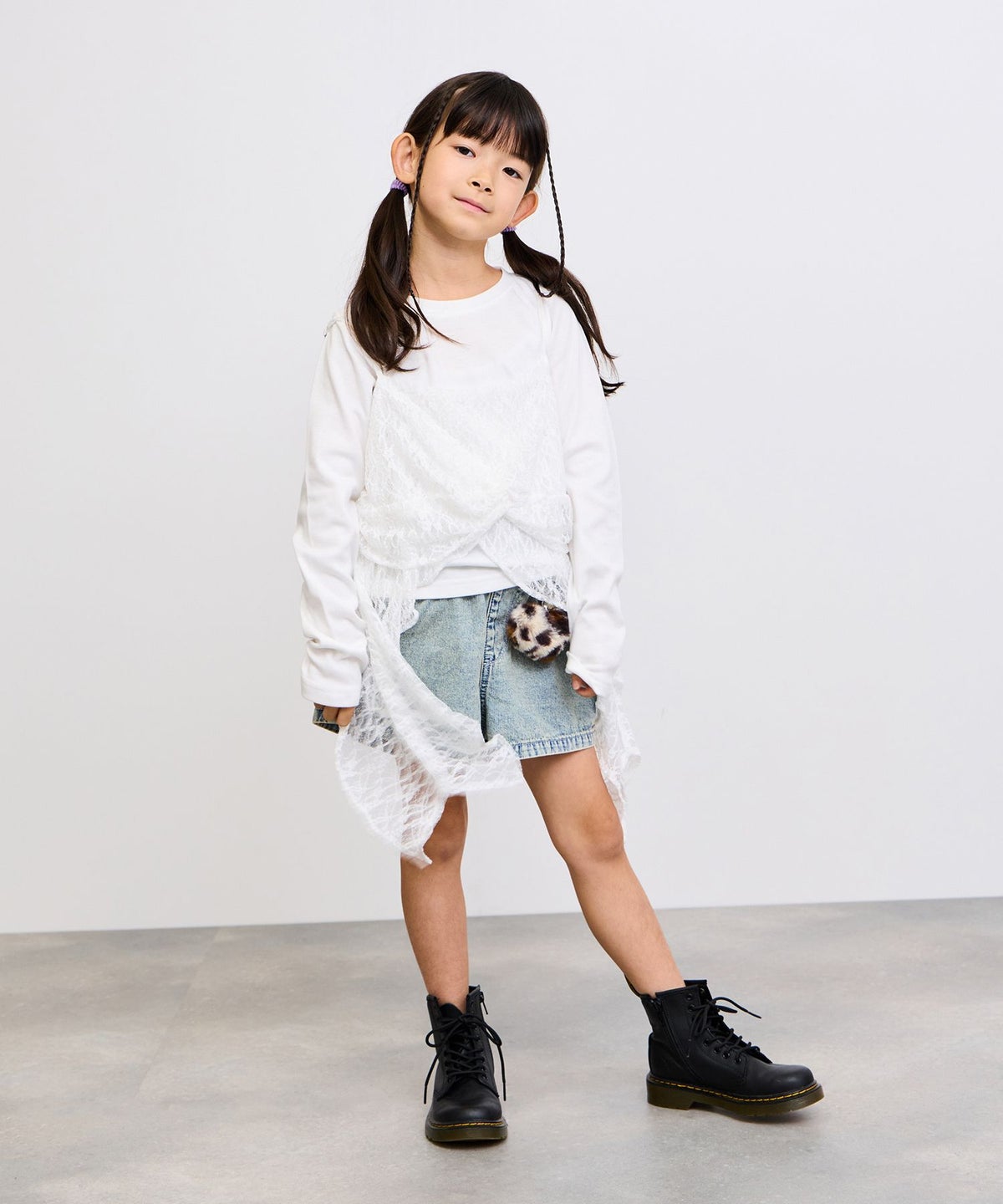 RICH MIX ケミカル加工 コットンデニムショートパンツ ハートチャーム付き キッズ