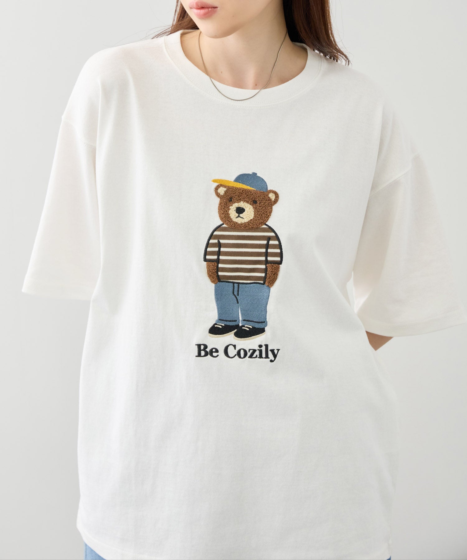 クマモチーフ サガラ刺繍＆アップリケ クルーネック 半袖Tシャツ メンズ
