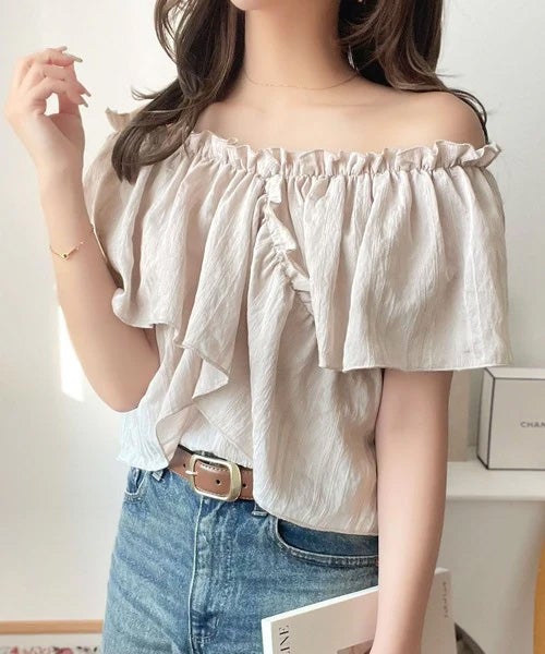 Classical Elf 大人ガーリーに見せる。2wayオフショルフリルデザインシアーブラウス商品画像-3