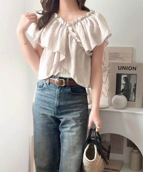 Classical Elf 大人ガーリーに見せる。2wayオフショルフリルデザインシアーブラウス商品画像-31