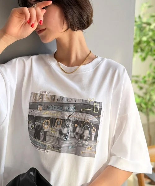 Classical Elf 《JaVaジャバコラボ》【接触冷感機能付き】ラフな一枚に物語を。海外フォト刺繍オーバーサイズTEE（半袖）商品画像-4