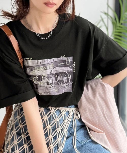 Classical Elf 《JaVaジャバコラボ》【接触冷感機能付き】ラフな一枚に物語を。海外フォト刺繍オーバーサイズTEE（半袖）商品画像-13