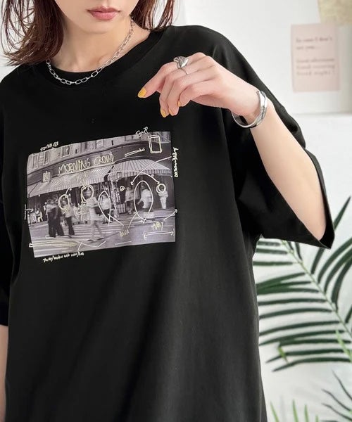 Classical Elf 《JaVaジャバコラボ》【接触冷感機能付き】ラフな一枚に物語を。海外フォト刺繍オーバーサイズTEE（半袖）商品画像-14