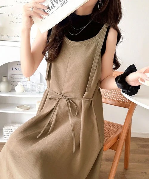 Classical Elf【UVカット・防シワ・吸水速乾・接触冷感機能付き】優しく揺れる、大人の抜け感。配色ステッチフロントタックショルダーストラップリボン付ロングワンピース商品画像-27