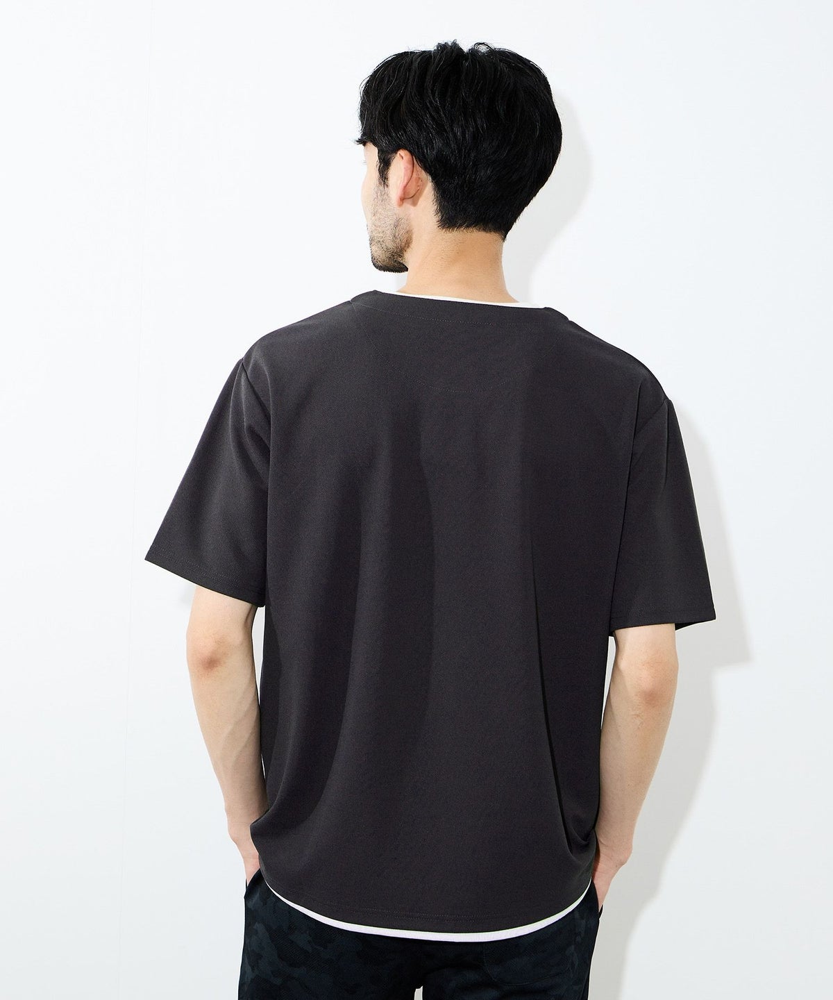 NAVY SARARI 冷感フェイクレイヤード キーネックTシャツ メンズ メール便 対応商品