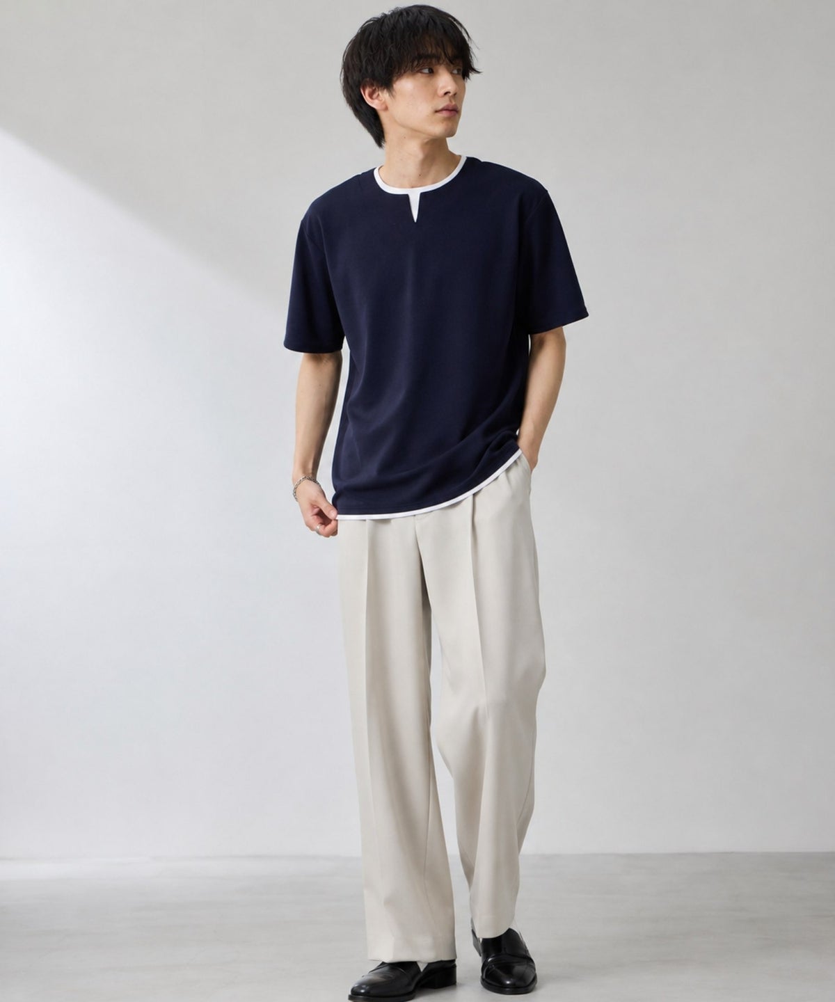 NAVY SARARI 冷感フェイクレイヤード キーネックTシャツ メンズ メール便 対応商品
