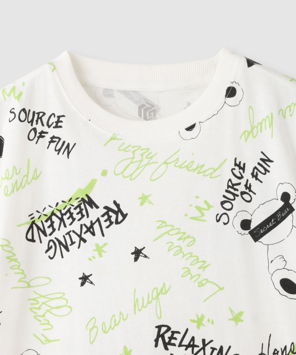 T-GRAPHICS 総柄プリントTシャツ キッズ メール便 対応商品