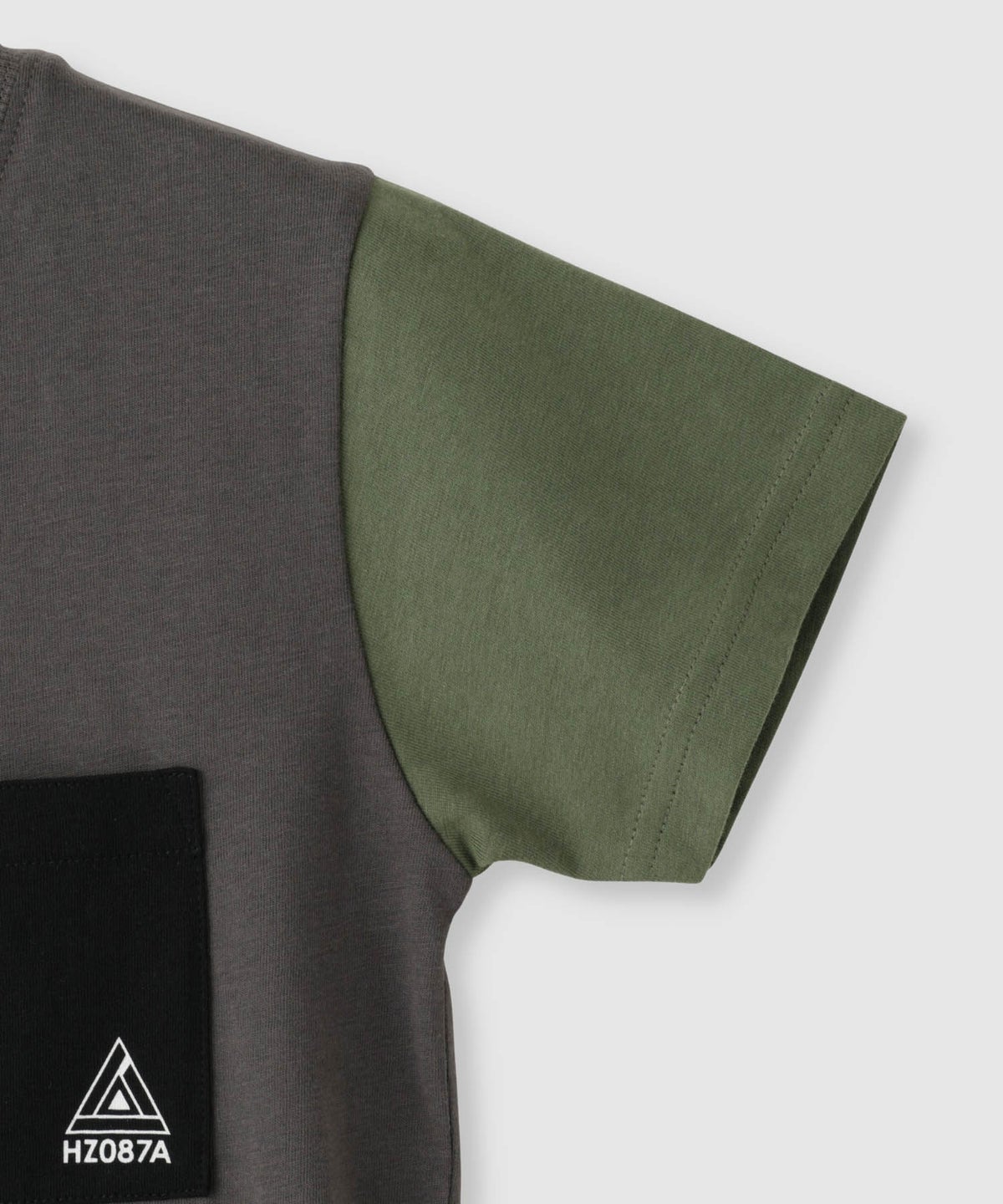 T-GRAPHICS 袖配色ポケット付きTシャツ キッズ メール便 対応商品