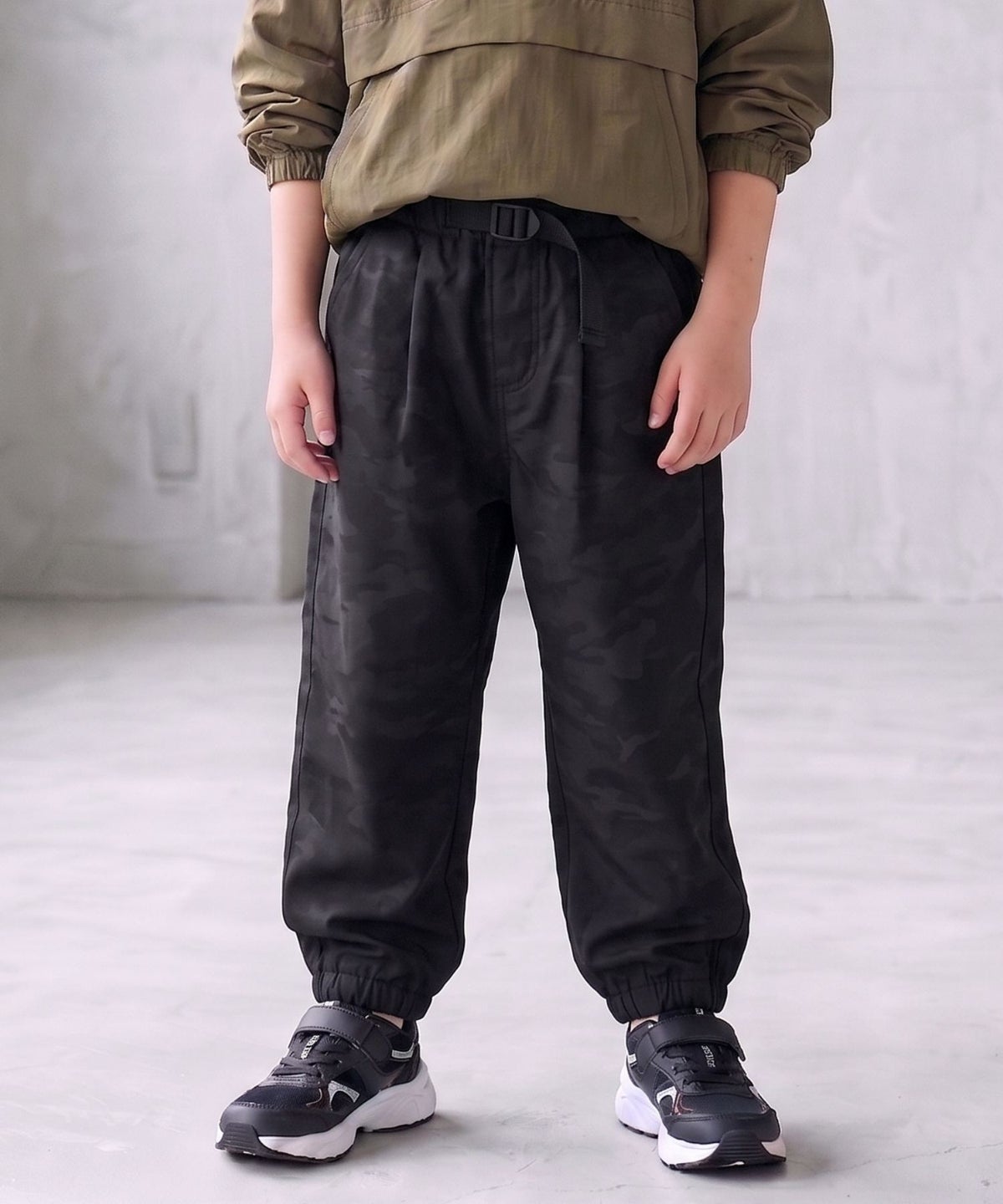 NAVY SARARI 冷感ジョガーパンツ 切替デザイン キッズ