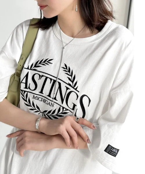 Classical Elf 《JaVaジャバコラボ》スタイリングに“雰囲気”を足す。綿100％オーバーサイズ古着デザイン風刺繍Tシャツ（半袖）商品画像-2