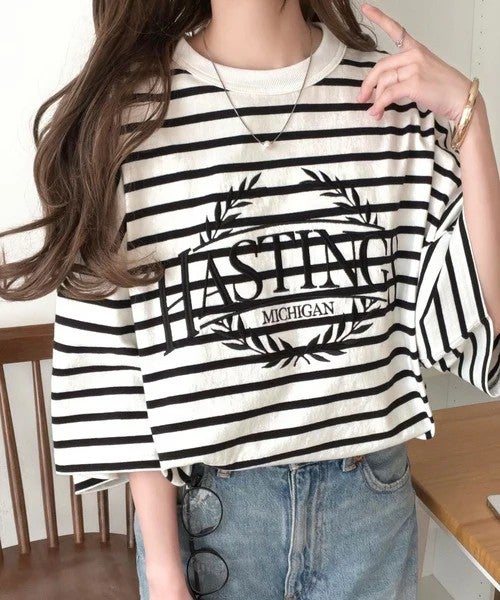 Classical Elf 《JaVaジャバコラボ》スタイリングに“雰囲気”を足す。綿100%オーバーサイズ古着デザイン風刺繍Tシャツ(半袖)商品画像-32