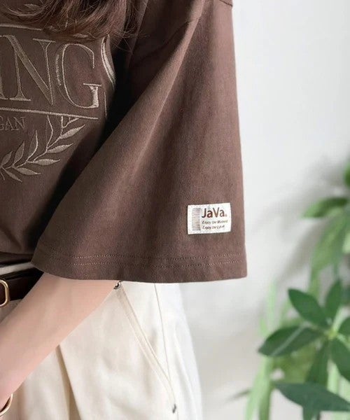 Classical Elf 《JaVaジャバコラボ》スタイリングに“雰囲気”を足す。綿100%オーバーサイズ古着デザイン風刺繍Tシャツ(半袖)商品画像-39