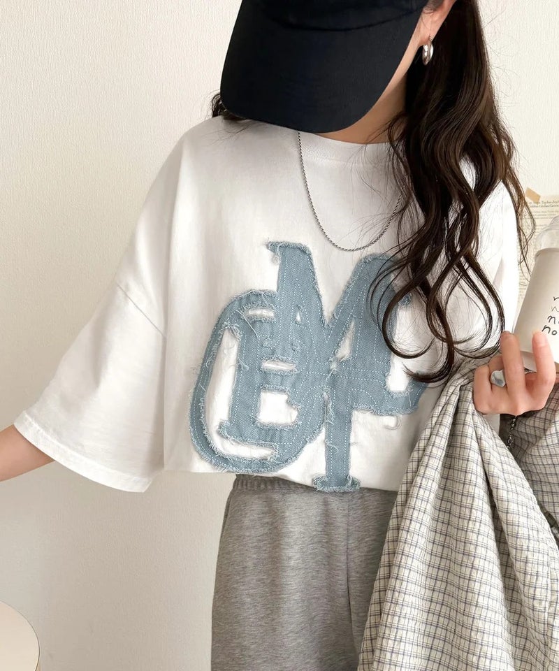 Classical Elf 【mily bilet】いつものカジュアルに、遊びをひとさじ。デニムフリンジワッペン使いコットン100%オーバーサイズTシャツ（半袖）商品画像-8