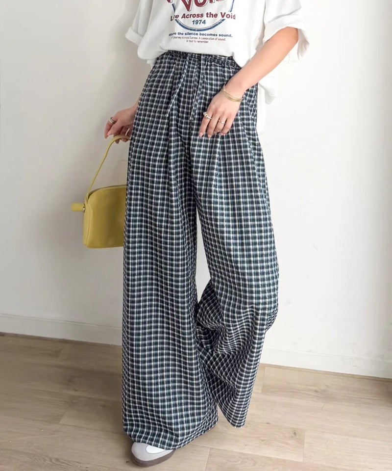 Classical Elf 履くだけでお洒落見え。涼しげ素材で魅せる。サッカーチェックタックワイドパンツ商品画像-4