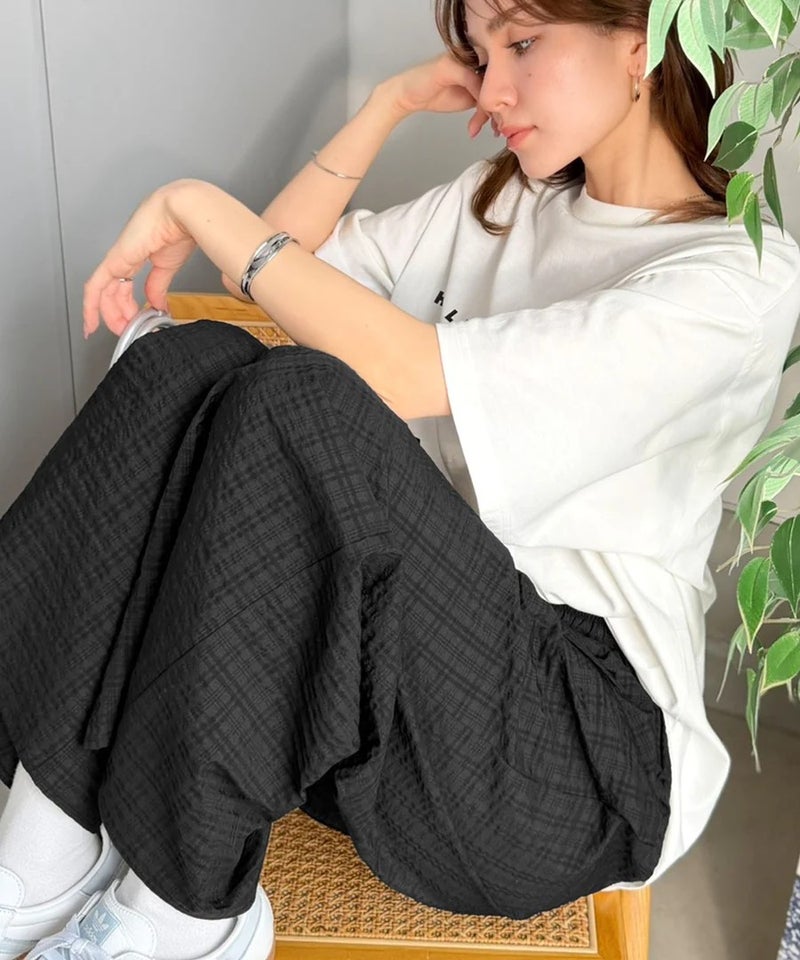 Classical Elf 履くだけでお洒落見え。涼しげ素材で魅せる。サッカーチェックタックワイドパンツ商品画像-10