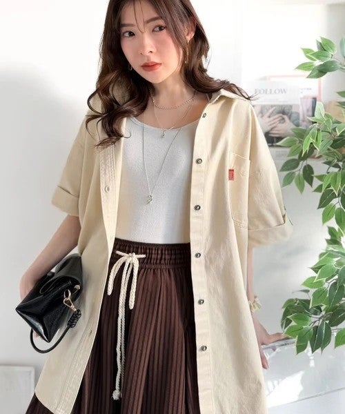 Classical Elf 《JaVaジャバコラボ》さらっとプラス1枚の大人カジュアル♪綿100%ライトオンスデニム素材袖ロールアップシャツ(半袖)商品画像-7