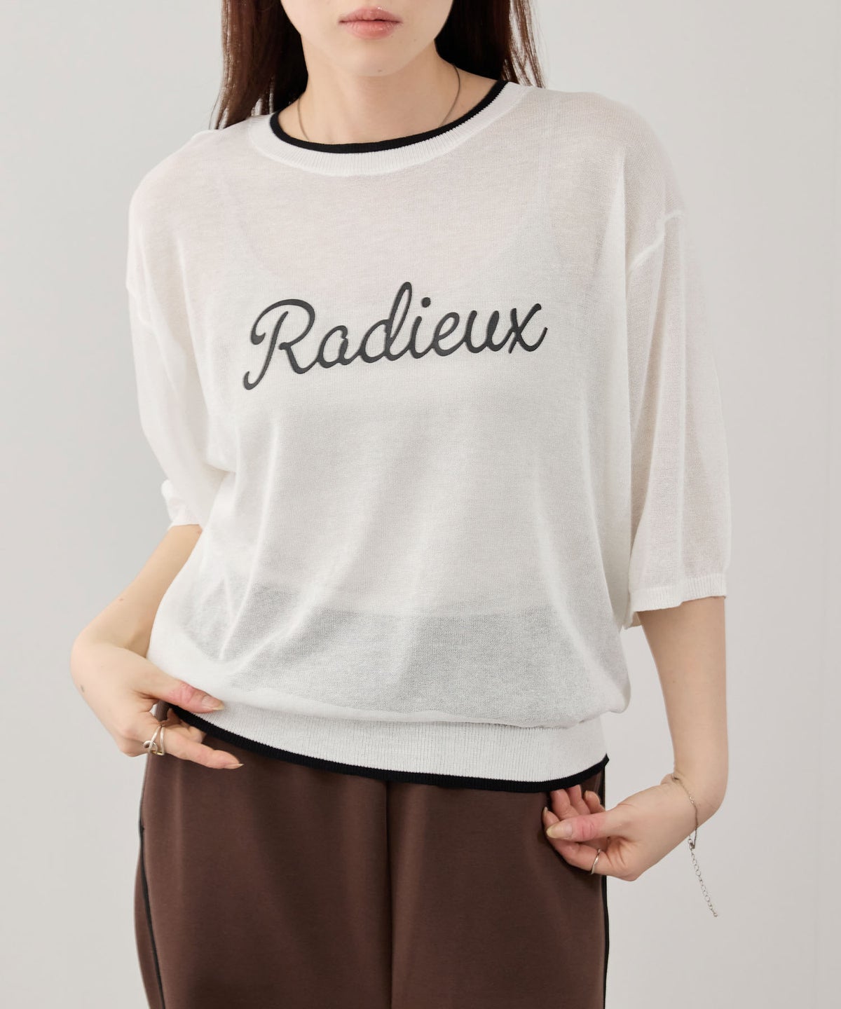 NAVY SARARI ロゴプリント シアーニットプルオーバー 配色ライン レディース