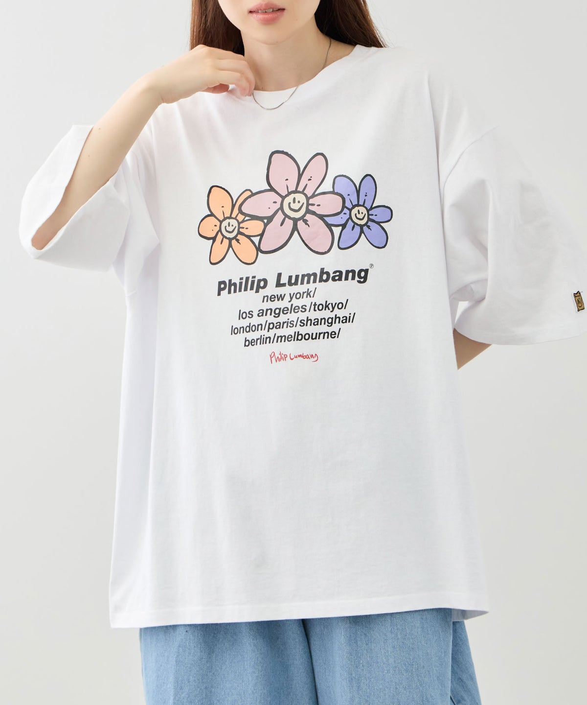 Philip Lumbang フラワーグラフィック ワールドツアー風ロゴプリント 半袖Tシャツ メンズ メール便 対応商品