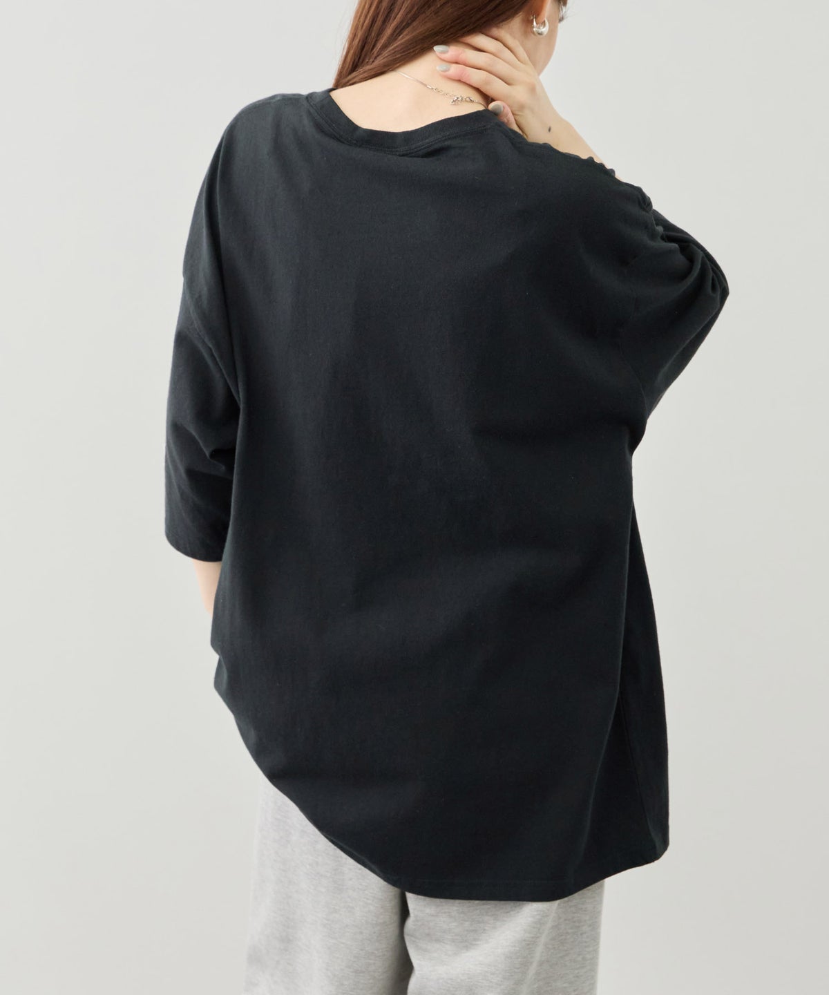 Philip Lumbang フラワーグラフィック ワールドツアー風ロゴプリント 半袖Tシャツ メンズ メール便 対応商品