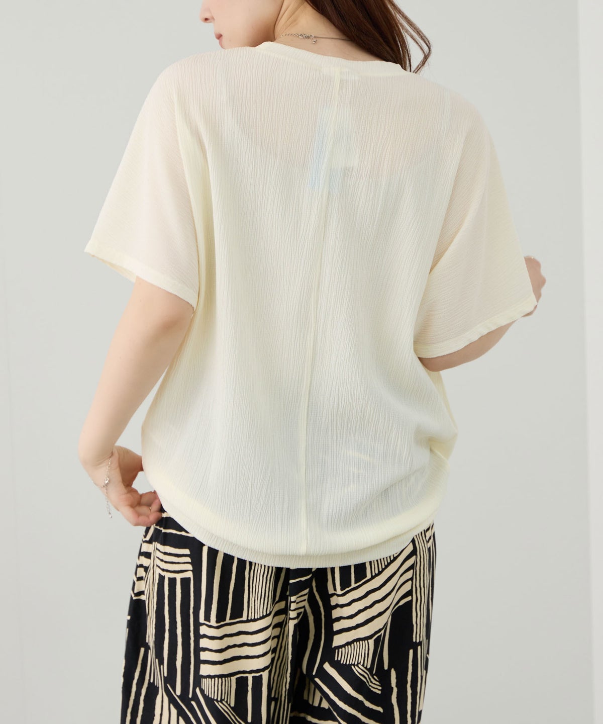 NAVY SARARI 裾タックシボプルオーバー レディース メール便 対応商品