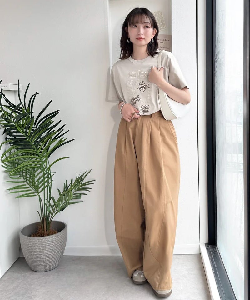 Classical Elf 【接触冷感機能付き】遊びゴコロをくすぐる。筆記体サイン調ロゴ刺繍Tシャツ(半袖)商品画像-35