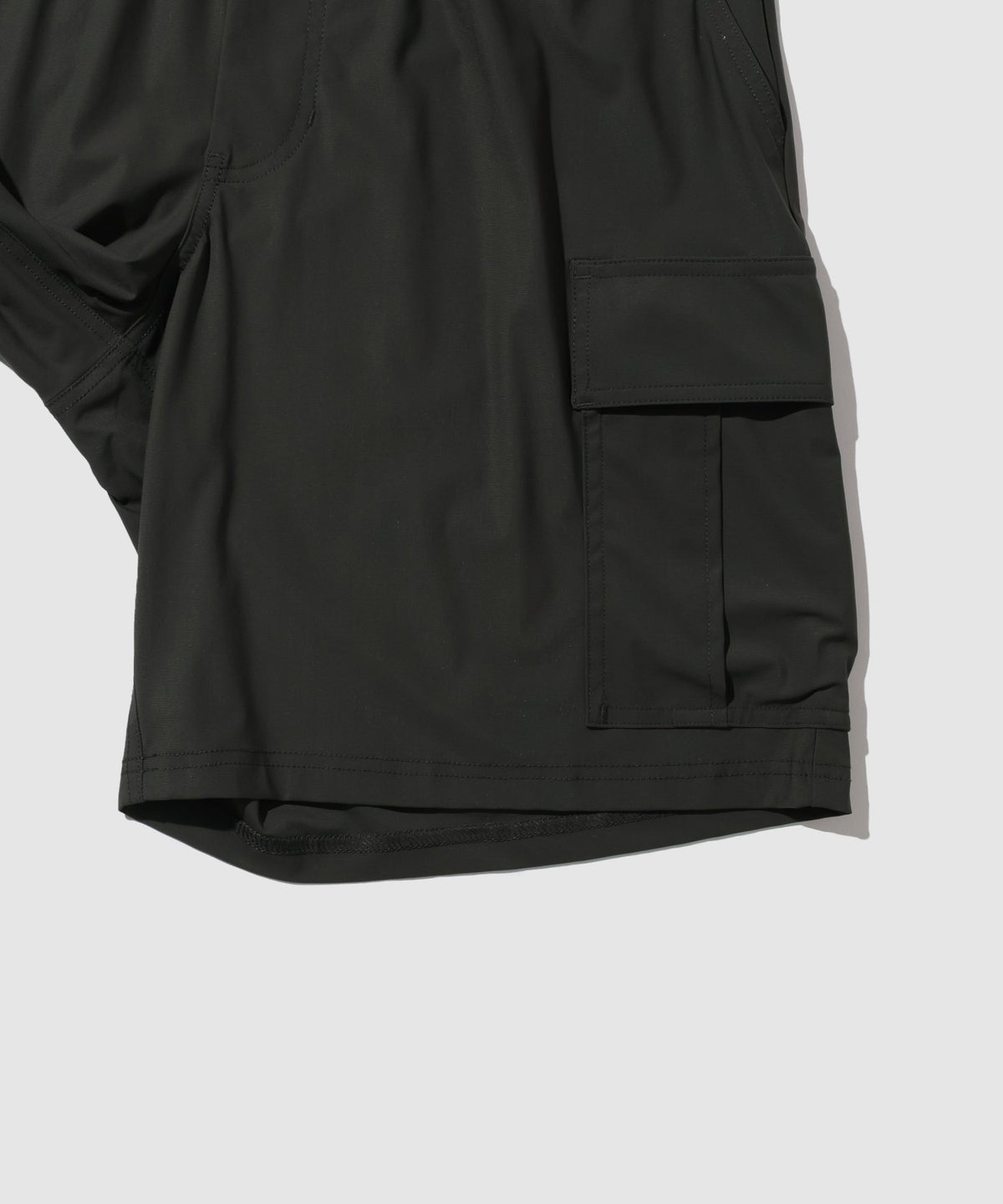 NAVY SARARI 極冷 カーゴショートパンツ メンズ