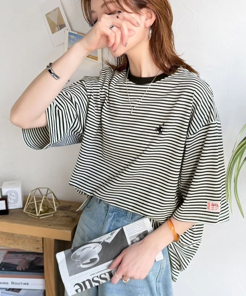 《JaVaジャバコラボ》着回し自在で日常に馴染む♪ 胸刺繍マルチボーダーアソートTシャツ商品画像-7