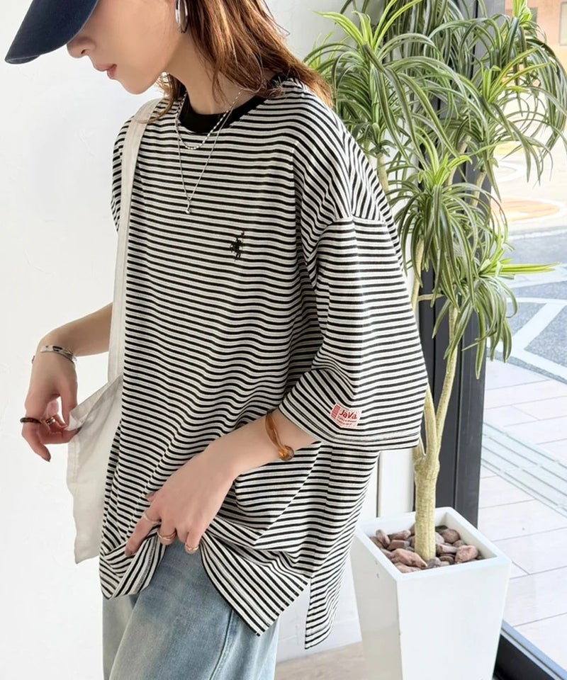 《JaVaジャバコラボ》着回し自在で日常に馴染む♪ 胸刺繍マルチボーダーアソートTシャツ商品画像-8