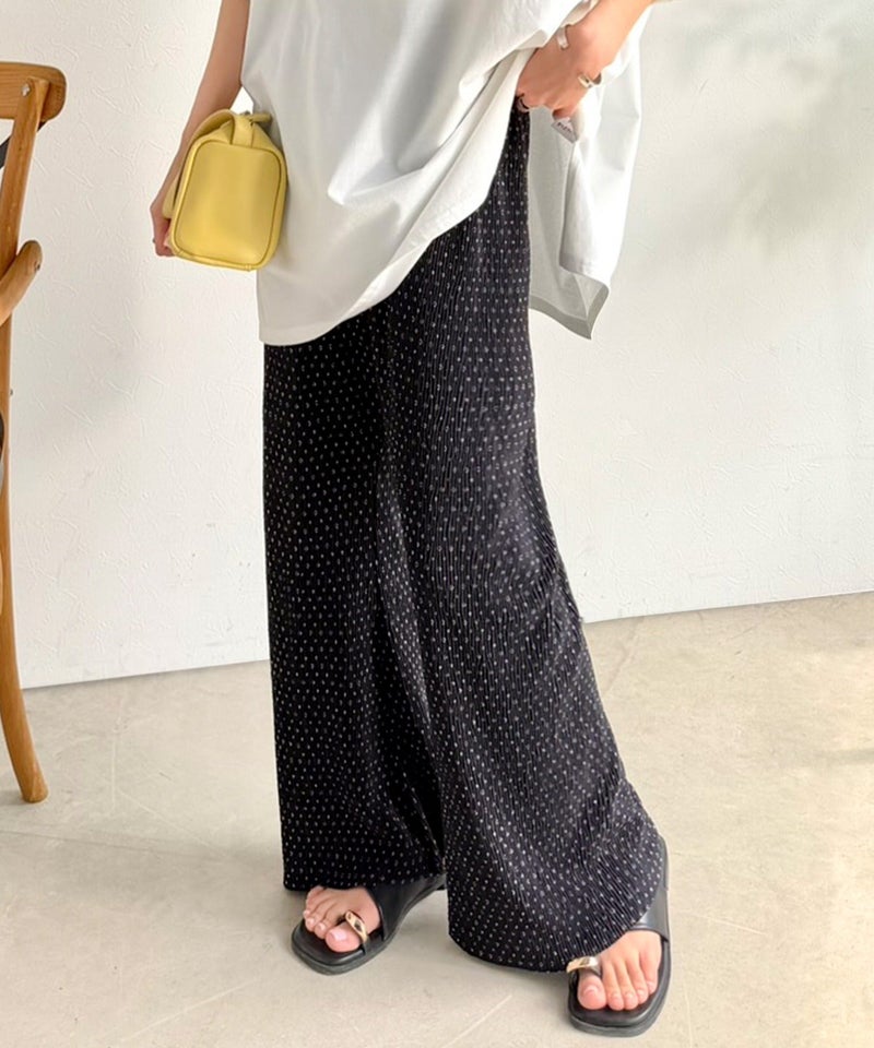 さらりとした楊柳プリーツ。ウエストゴムでストレスフリーな穿き心地。総柄楊柳プリーツパンツ商品画像-20