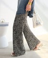 さらりとした楊柳プリーツ。ウエストゴムでストレスフリーな穿き心地。総柄楊柳プリーツパンツ商品サムネイル-25
