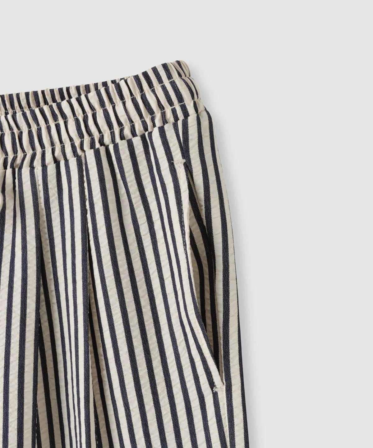  [期間限定価格]NAVY SARARI サッカーストライプイージーパンツ レディース