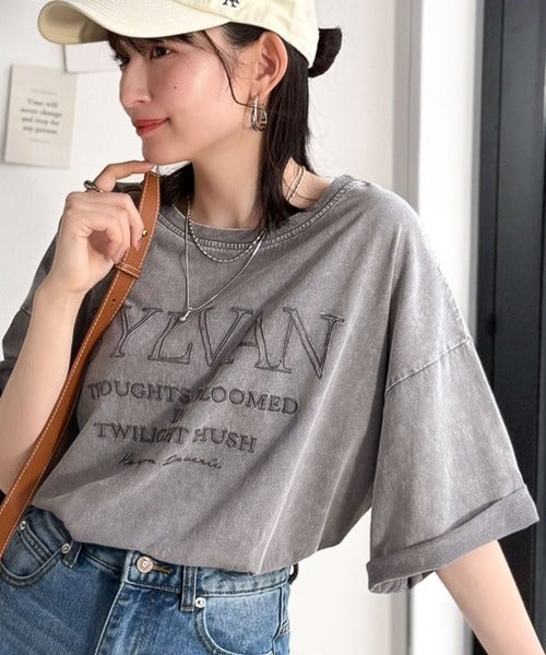 Classical Elf《JaVaジャバコラボ》色褪せで魅せる、ラフな品格。綿100%前後2WAYアシッド刺繍ユルTEE(半袖)商品画像-2
