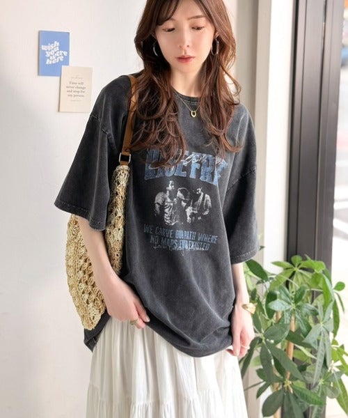 Classical Elf《JaVaジャバコラボ》キャッチーな個性派スタイル。綿100%前後2wayアシッドウォッシュビッグロックTシャツ(半袖)商品画像-18