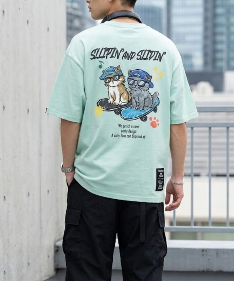 アニマル 発泡プリント半袖Tシャツ 猫スケボー メンズ メール便 対応商品商品画像-3