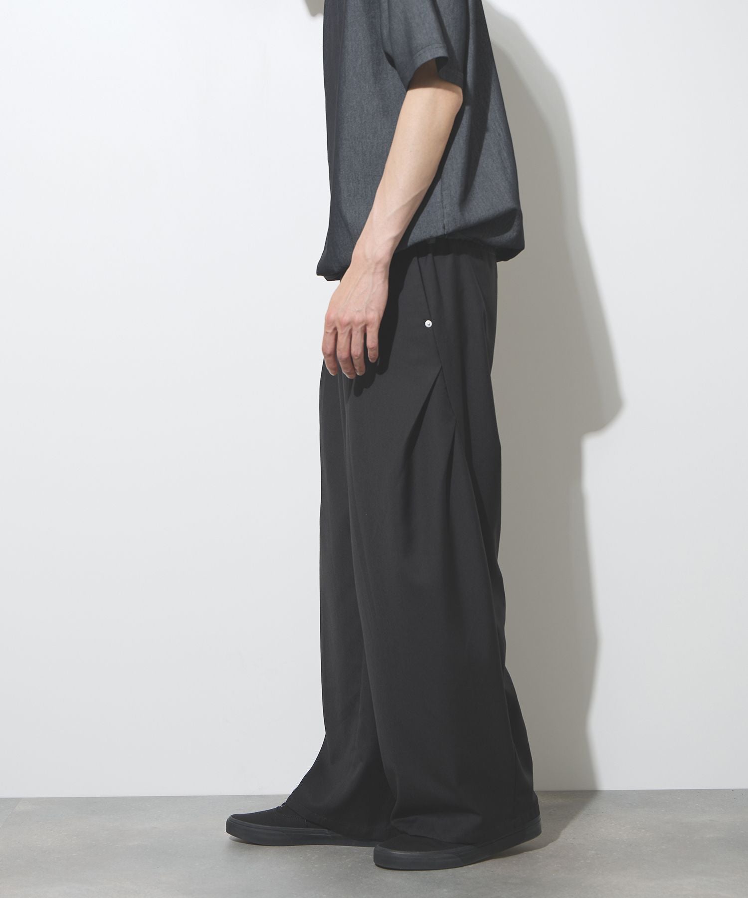 URBAN COLLECTION ツイルタックカーブスラックス メンズ