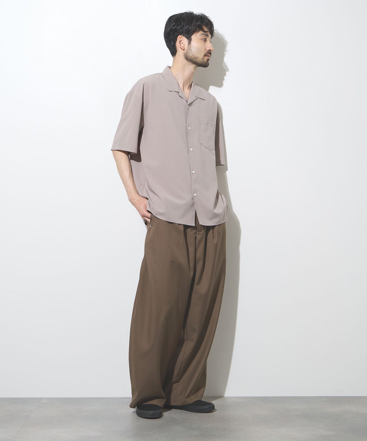 URBAN COLLECTION ツイルタックカーブスラックス メンズ