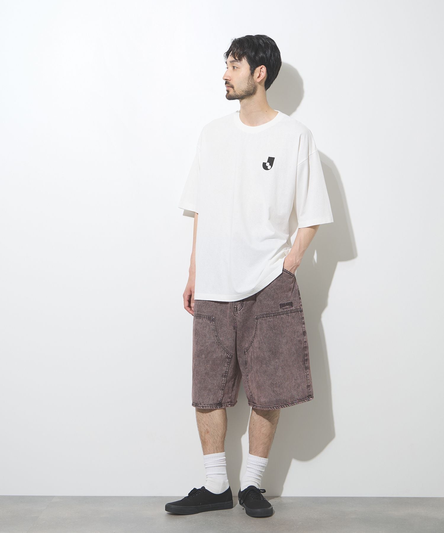 THRASHER ダブルニーデニムハーフパンツ メンズ