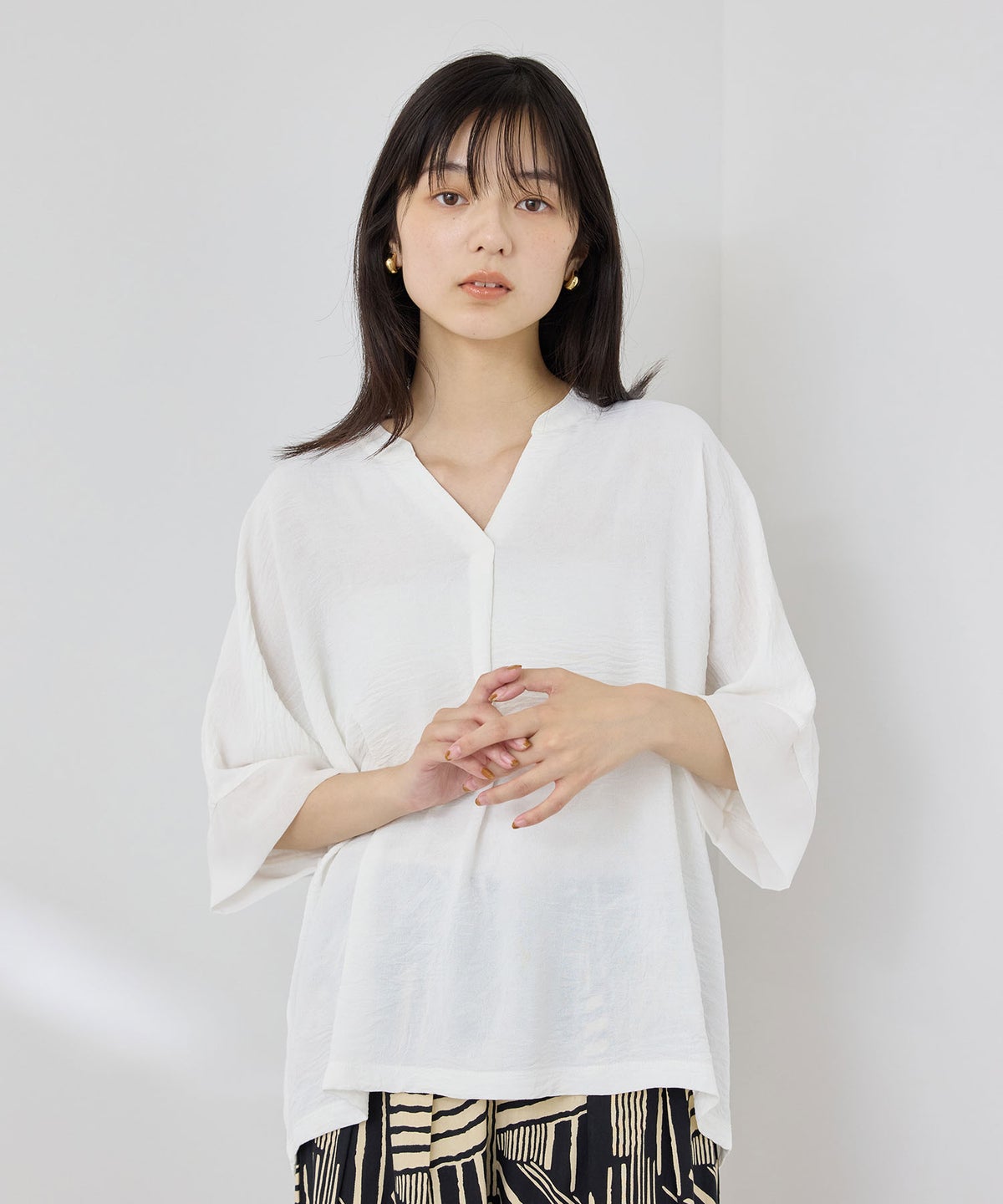 NAVY SARARI 冷感 UVカット シボ生地スキッパーネックプルオーバー レディース メール便 対応商品
