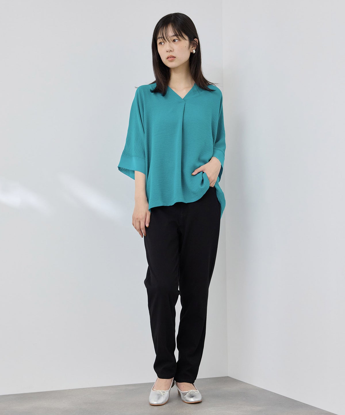 NAVY SARARI 冷感 UVカット シボ生地スキッパーネックプルオーバー レディース メール便 対応商品