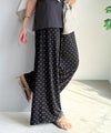 Classical Elf 涼しくラクして、きれいが続く。タック入り総柄ワイドイージーパンツ（ウエストゴム）商品サムネイル-11