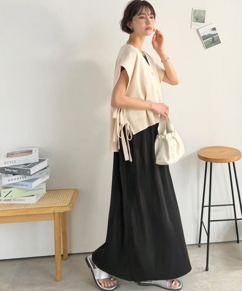 Classical Elf 【Classical Evon】楽ちんと上品は、欲張れる。 ニットベスト×プリーツカットストレートワンピース（セットアップ）商品画像-1