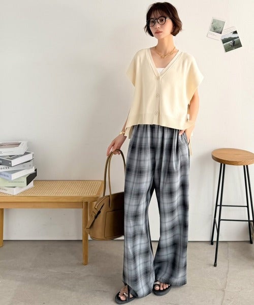 Classical Elf 【Classical Evon】楽ちんと上品は、欲張れる。 ニットベスト×プリーツカットストレートワンピース（セットアップ）商品画像-14