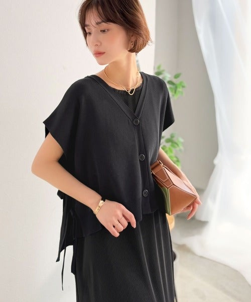 Classical Elf 【Classical Evon】楽ちんと上品は、欲張れる。 ニットベスト×プリーツカットストレートワンピース（セットアップ）商品画像-19