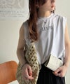 Classical Elf 春夏コーデの主役!シルケット胸元刺繍サイド裾スリット入りノースリーブカットソー商品サムネイル-9