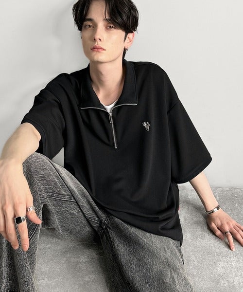 Classical Elf 《JaVaジャバコラボ》遊び心もこなれ感もキメる。刺繍入りダンボール素材ジップ半袖Tシャツ商品画像-26