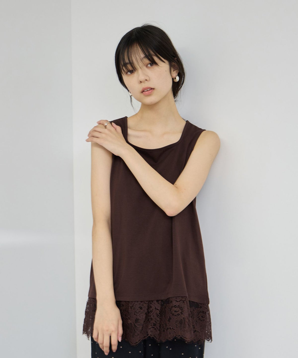 NAVY SARARI 接触冷感 UVカット スクエアネック裾レースタンクトップ レディース メール便 対応商品