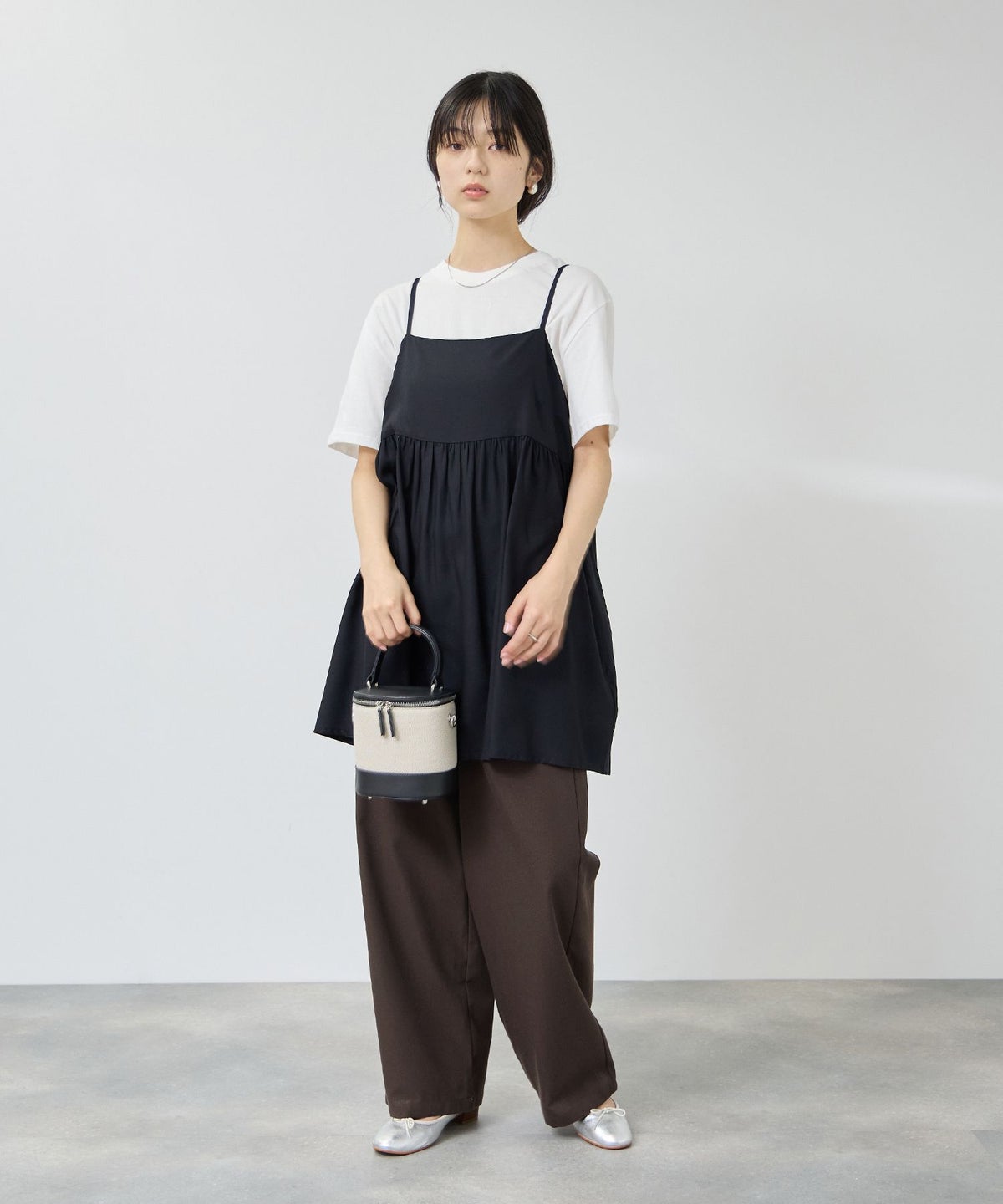 NAVY SARARI 接触冷感 リネンブレンド マリンパンツ レディース