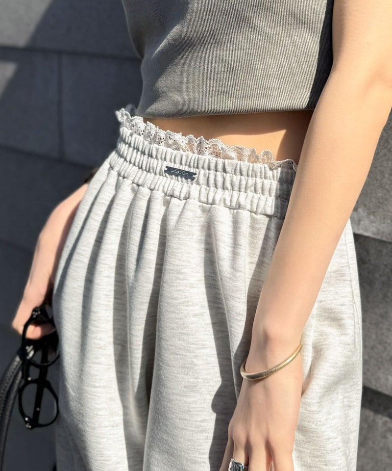 Classical Elf 【mily bilet】ラフなのに上品見え!ウエストレースがアクセントの主役級カーブスウェットパンツ商品画像-31